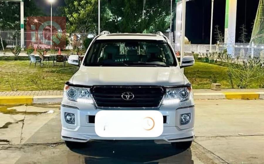 تويوتا لاندكروزر